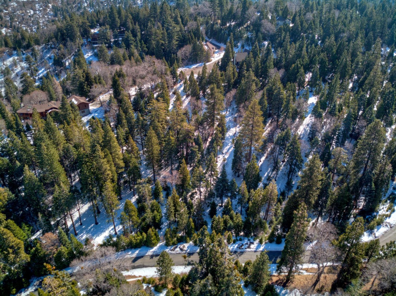 211 Cedar Ridge Drive, Lake Arrowhead, CA 92352
