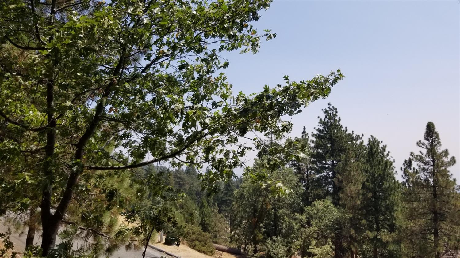 Enchanted Way, Running Springs, CA 92382