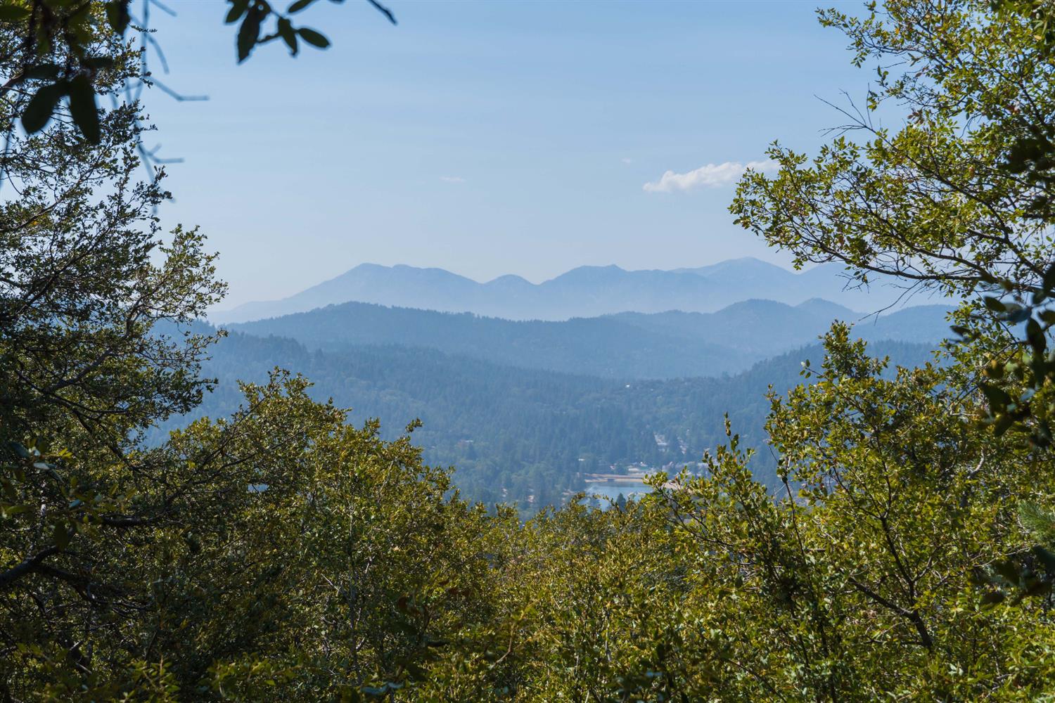 Chillon Dr, Crestline, CA 92325