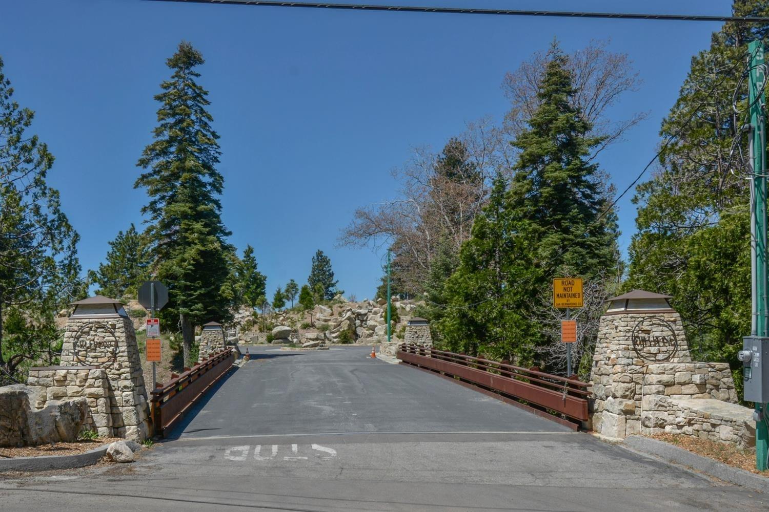 280 Ponderosa Peak, Lake Arrowhead, CA 92352