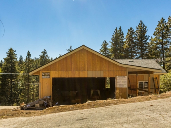31485 Valley Ridge, Running Springs, CA 92382