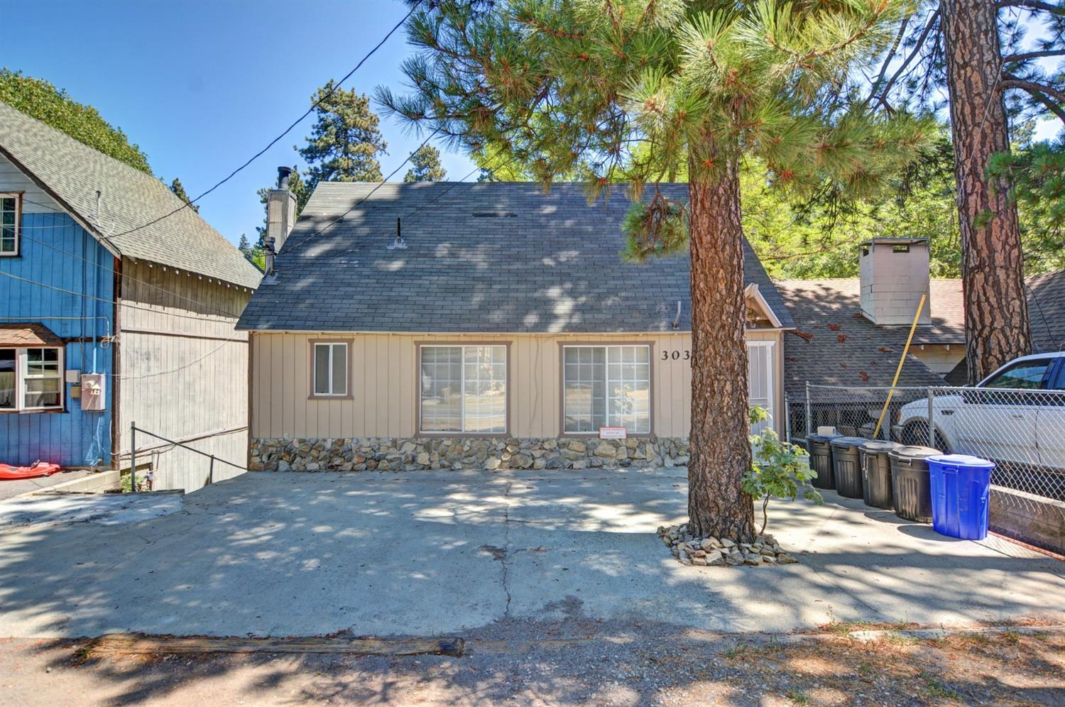 303 South State Highway 138, Crestline, CA 92325
