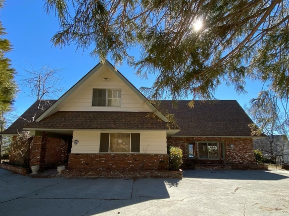 28031 North Bay Road, Lake Arrowhead, CA 92352