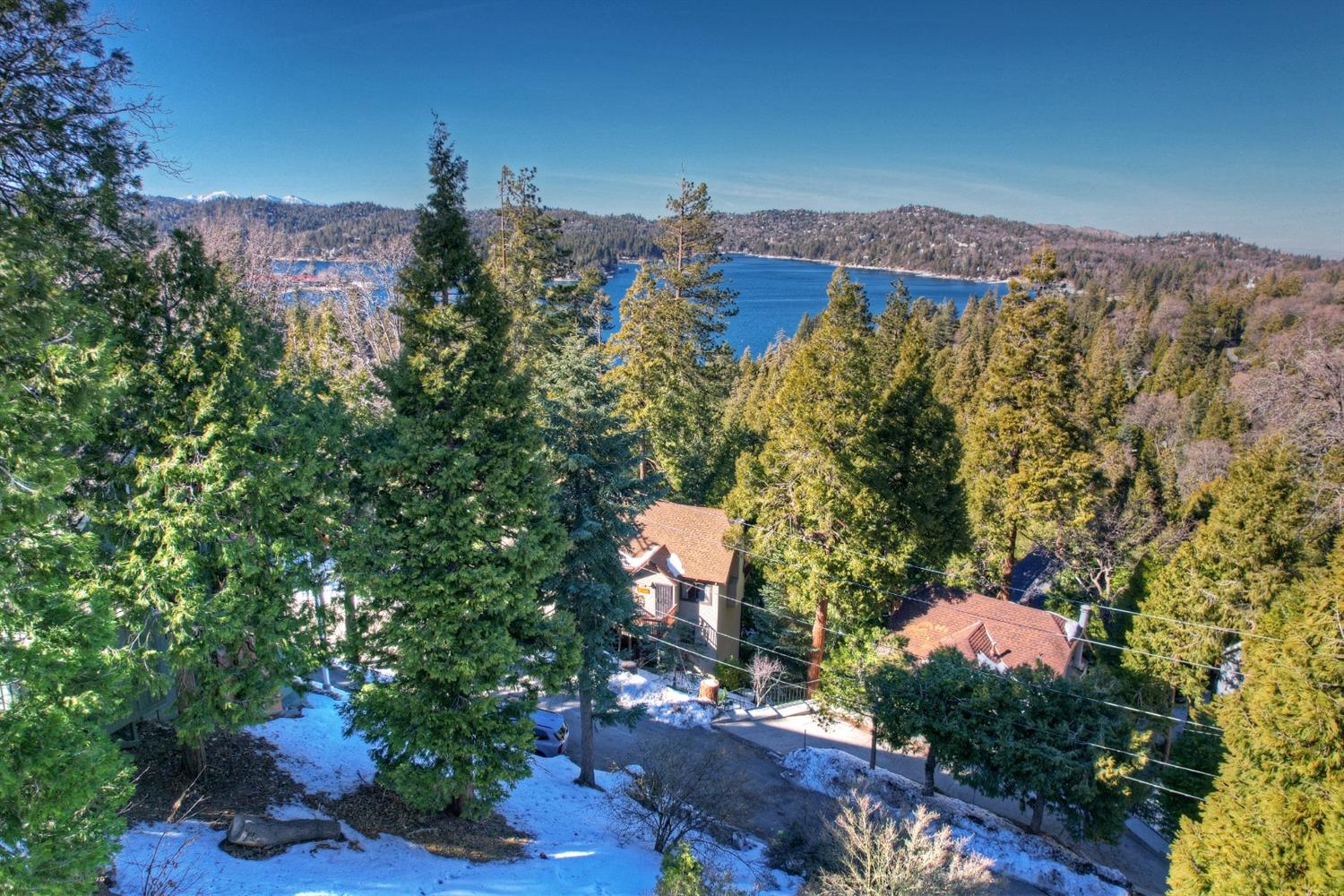 133 Fremont Drive, Lake Arrowhead, CA 92352