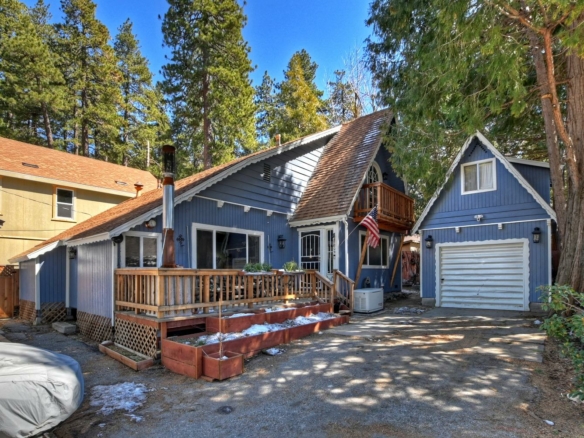 207 Hwy 138, Crestline, CA 92325