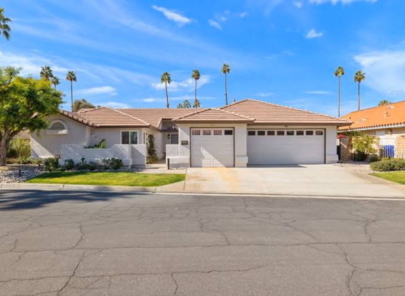 43911 La Carmela Drive, Palm Desert, CA 92211