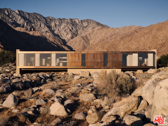 2212 WINTER SUN Drive, Palm Springs, CA 92262