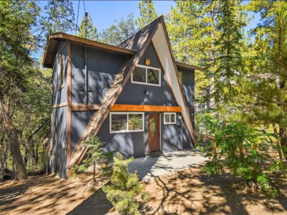 1144 Sheephorn Road, Big Bear Lake, CA 92315