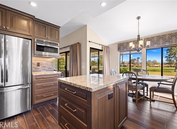 41390 Kansas, Palm Desert, CA 92211