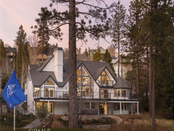 729 Brentwood, Lake Arrowhead, CA 92352