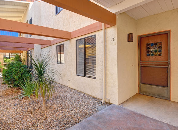 1407 N Sunrise Way #18, Palm Springs, CA 92262