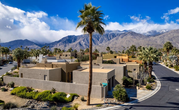 3013 Candlelight Lane, Palm Springs, CA 92264