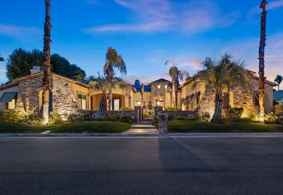 352 Crest Lake Drive, Palm Desert, CA 92211