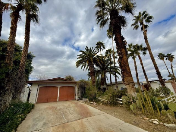 43331 Virginia Avenue, Palm Desert, CA 92211