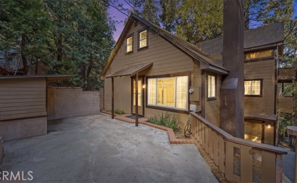 23698 Scenic Drive, Crestline, CA 92325