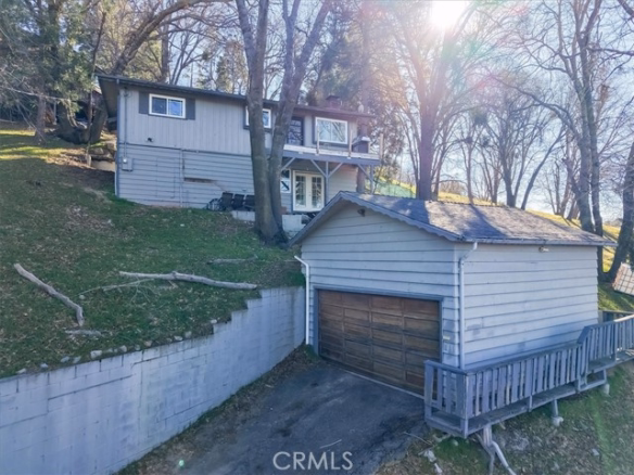 24691 Edelweiss Drive, Crestline, CA 92325