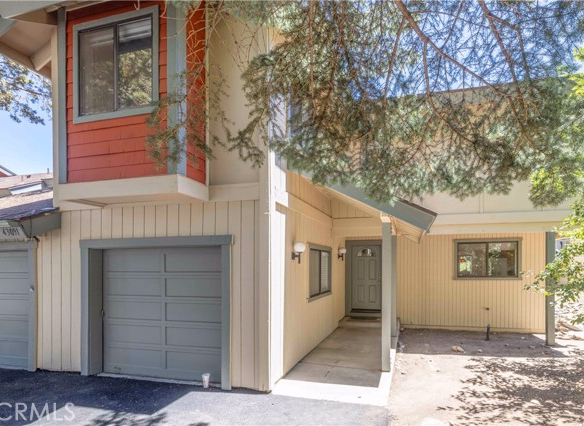 43093 Goldmine Woods, Big Bear Lake, CA 92315