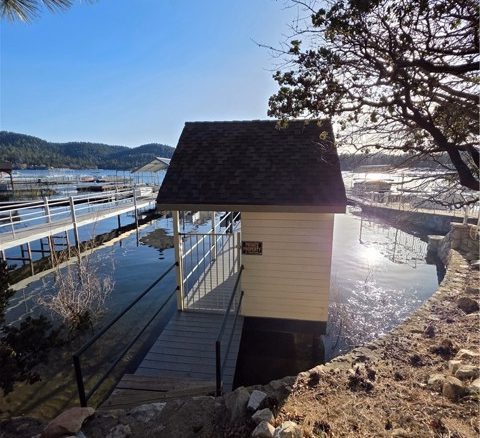 324 N324- Single Slip Dock, Lake Arrowhead, CA 92352
