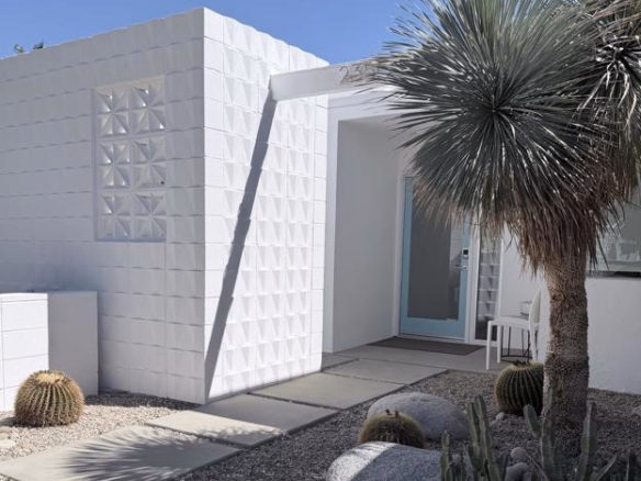 2350 S Sierra Madre, Palm Springs, CA 92264