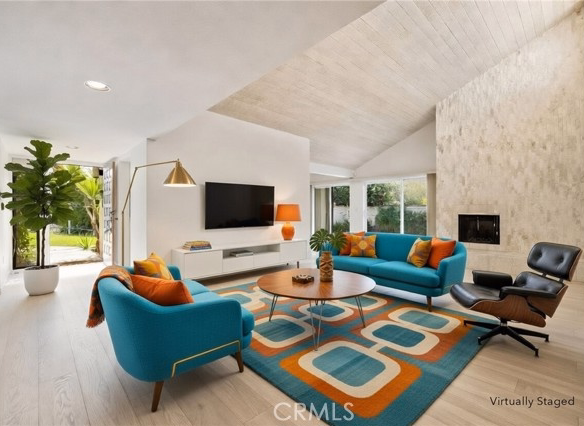 255 E Avenida Granada #211, Palm Springs, CA 92264