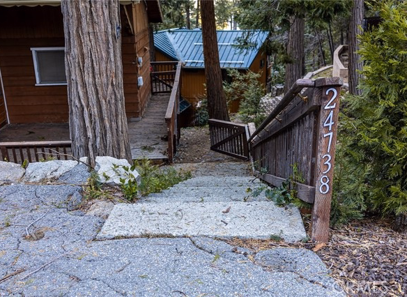 24738 Nestal Court, Crestline, CA 92325
