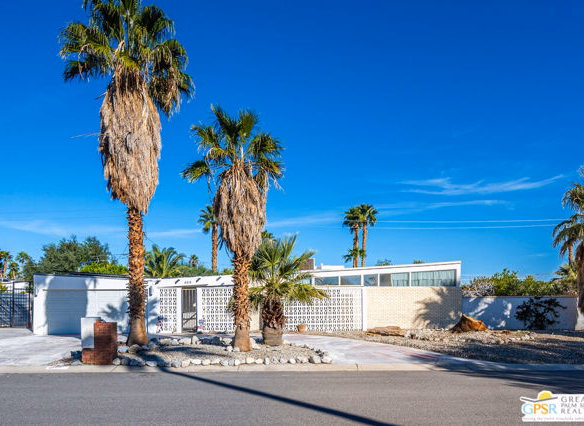 488 E Laurel Circle, Palm Springs, CA 92262