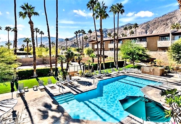 467 S Calle El Segundo #D3, Palm Springs, CA 92262