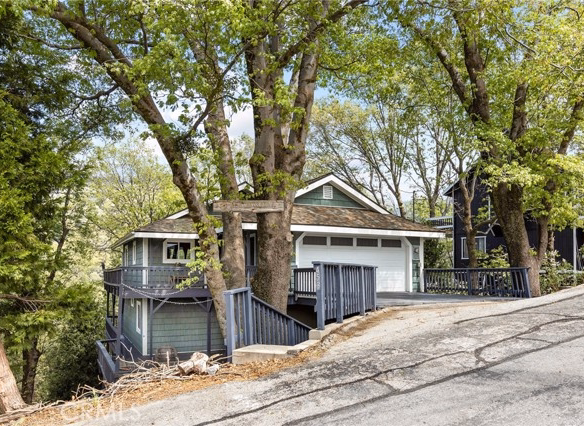 453 Davos Drive, Crestline, CA 92325