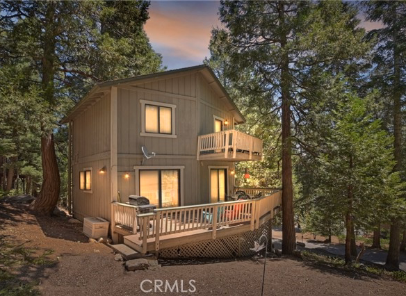 305 Cedarbrook Drive, Twin Peaks, CA 92391