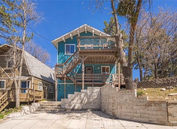 33080 Robin Lane, Arrowbear, CA 92382