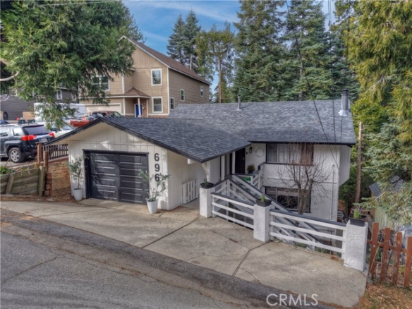 696 Rose Lane, Twin Peaks, CA 92391