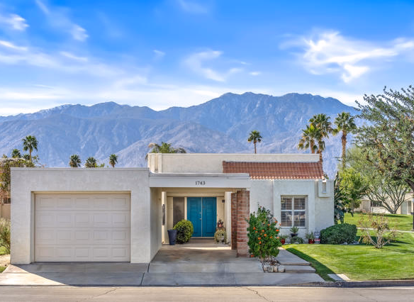 1743 Firestone Plaza, Palm Springs, CA 92264