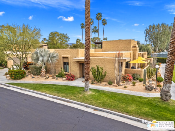 4731 N Winners Circle #F, Palm Springs, CA 92264