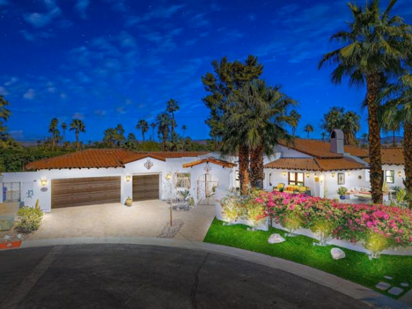 1126 Village Court, Palm Springs, CA 92262