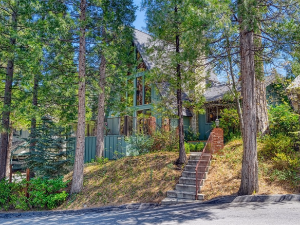 180 Grass Valley #42, Lake Arrowhead, CA 92352