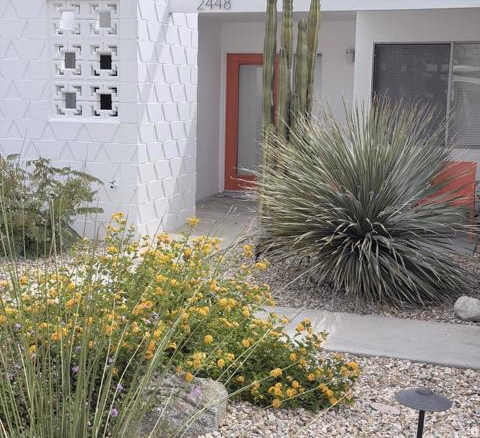 2448 S Sierra Madre, Palm Springs, CA 92264