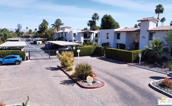 1050 E Ramon Road #120, Palm Springs, CA 92264