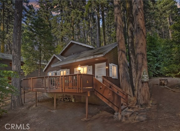 691 Cottage Grove Road, Lake Arrowhead, CA 92352