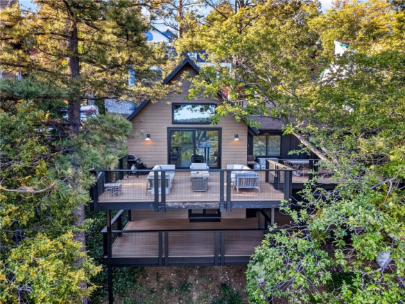 27921 West Shore, Lake Arrowhead, CA 92352