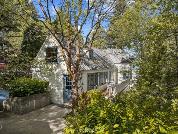 373 John Muir, Lake Arrowhead, CA 92352