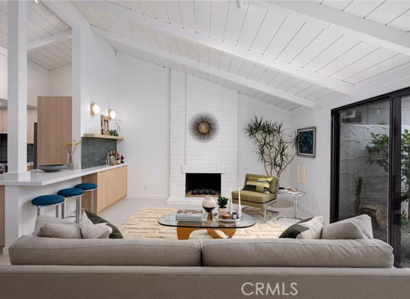 2255 Miramonte W #D, Palm Springs, CA 92264