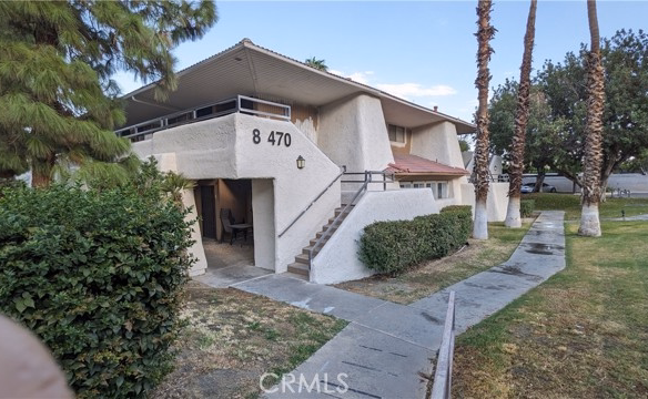 470 N Villa Court #205, Palm Springs, CA 92262