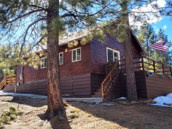 39961 Lakeview Drive, Big Bear Lake, CA 92315