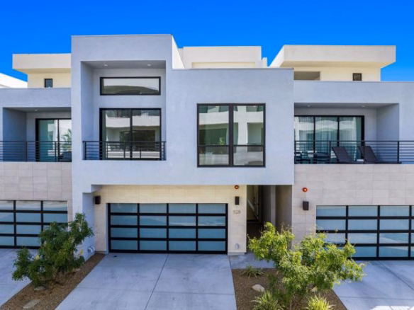 928 Galaxy Drive, Palm Springs, CA 92264
