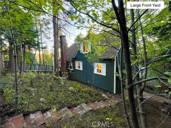 269 Hillside Road, Lake Arrowhead, CA 92352