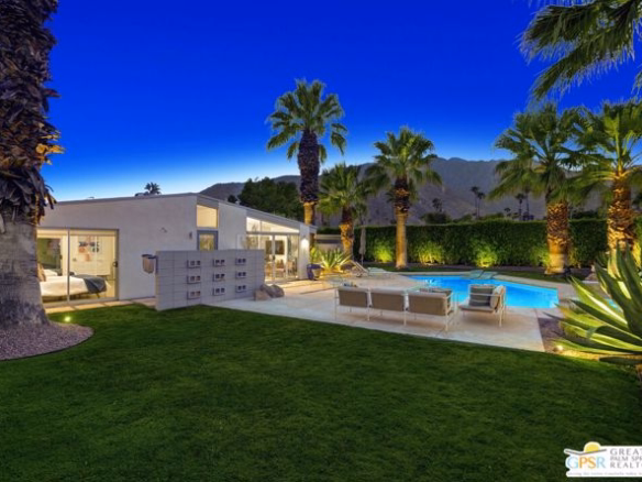 406 E Desert Holly Circle, Palm Springs, CA 92262