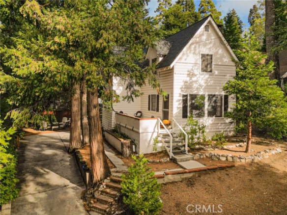 144 Marshall Road, Lake Arrowhead, CA 92352
