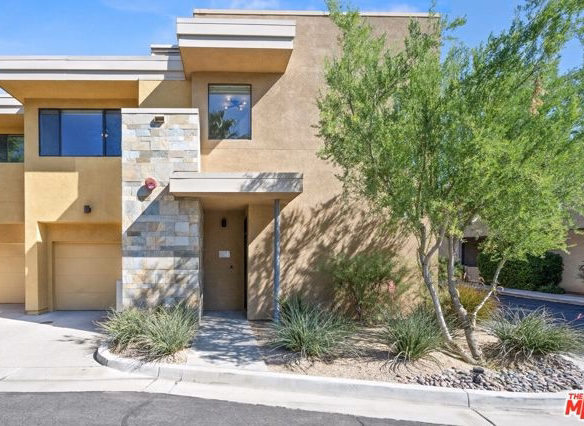 910 E Palm Canyon Drive #205, Palm Springs, CA 92264