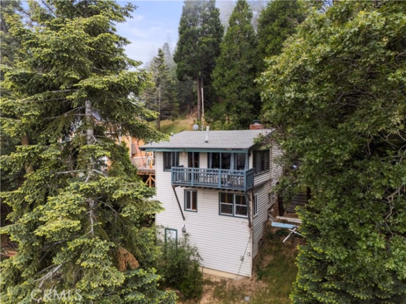 24682 Lake Gregory Drive, Crestline, CA 92325