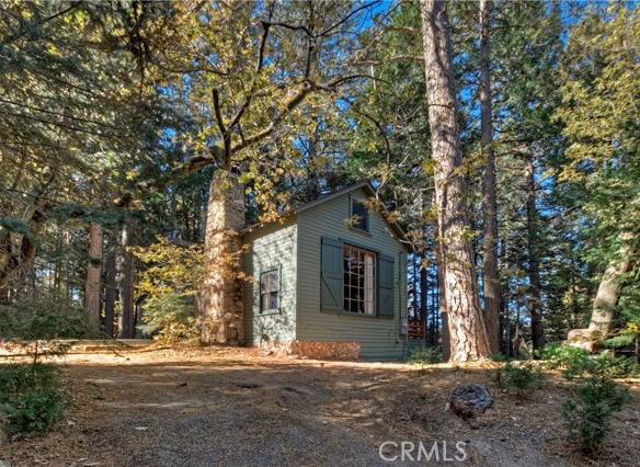 648 Crest Estates Drive, Lake Arrowhead, CA 92352